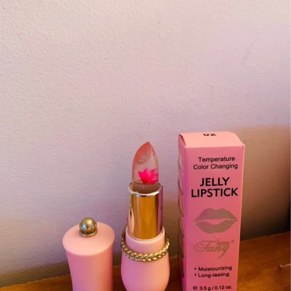 Pink Temperature Color Changing Lipstick 💖